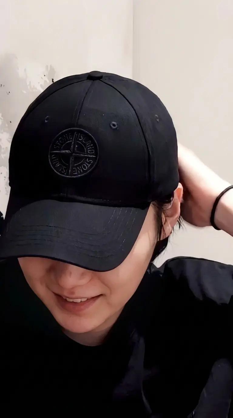 Yoongi (Suga) thumbnail