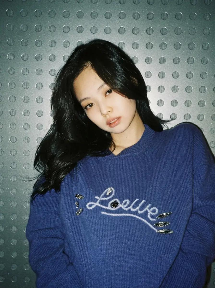 Jennie thumbnail