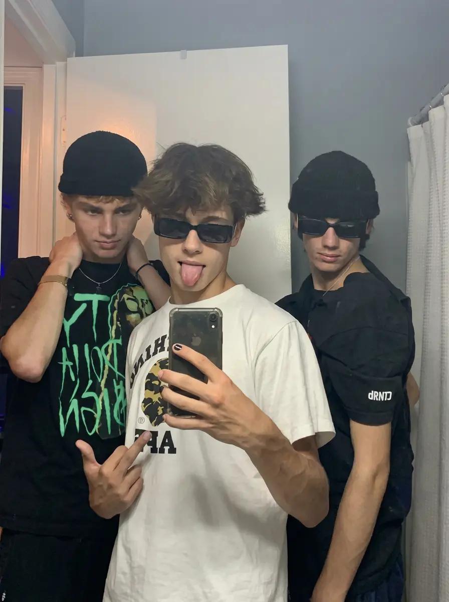 Best friends thumbnail