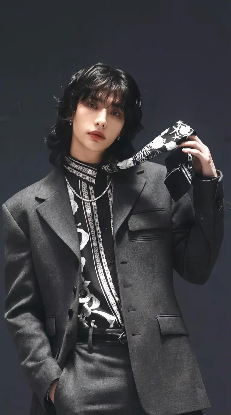 Hyunjin thumbnail