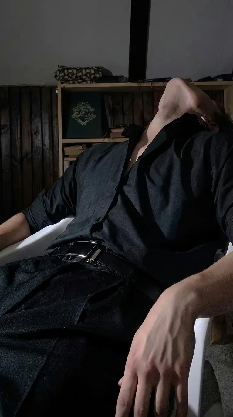 Mafia Husband thumbnail