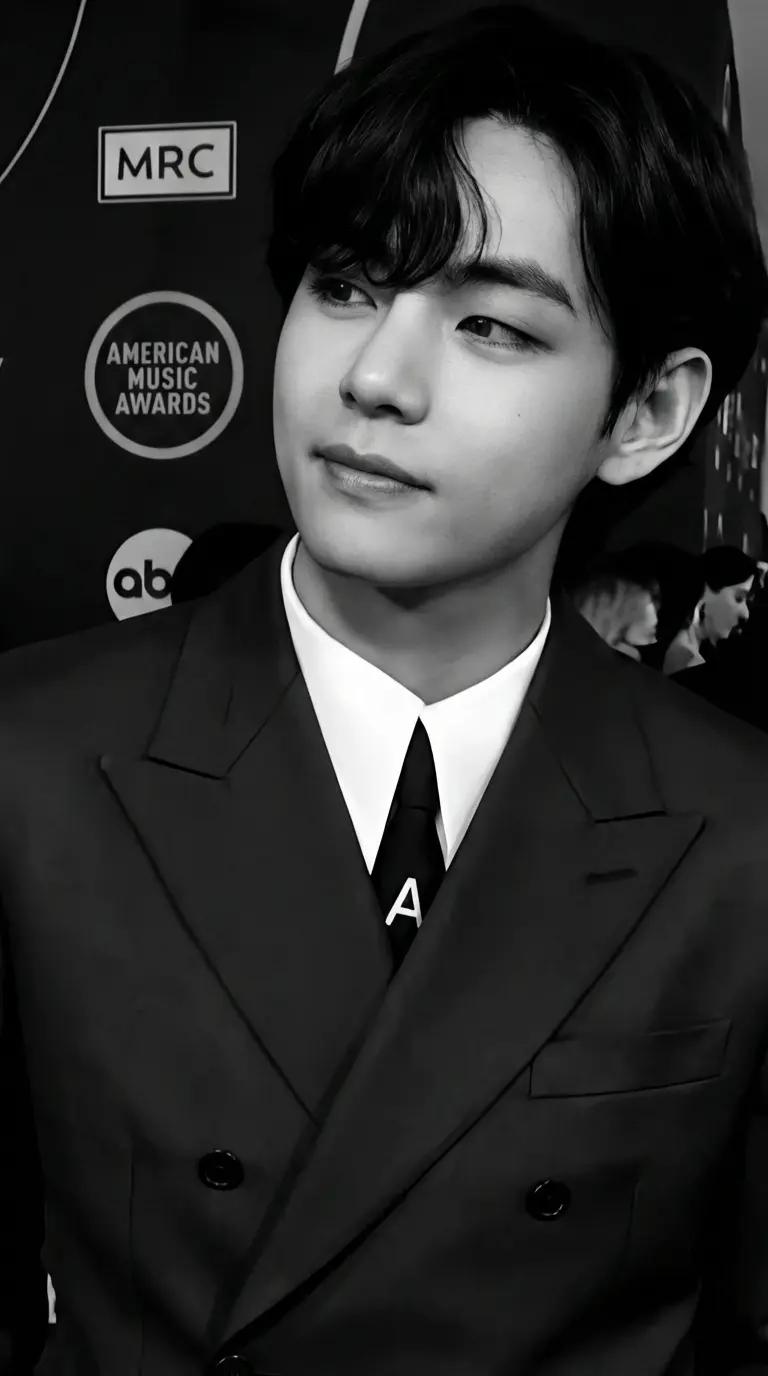 Kim Taehyung. thumbnail