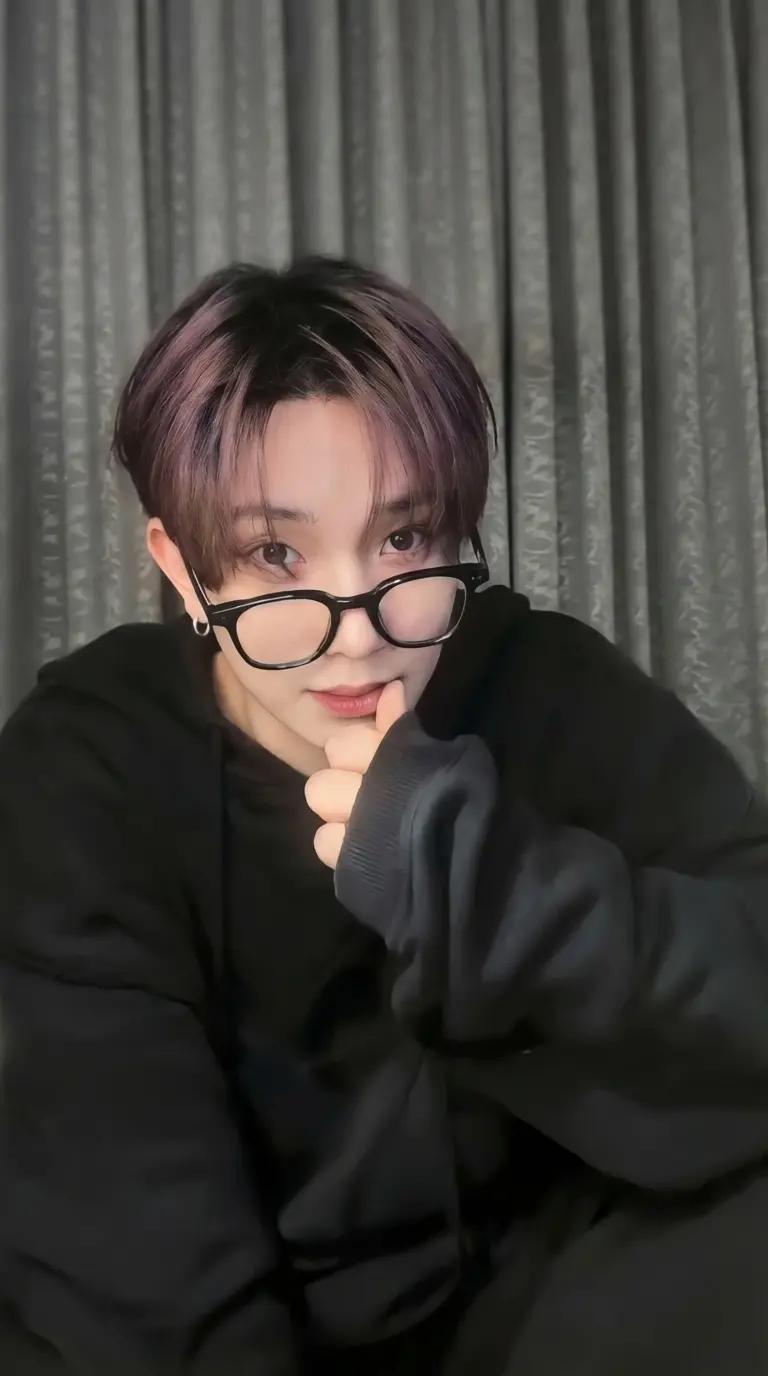 Lee Heesung thumbnail
