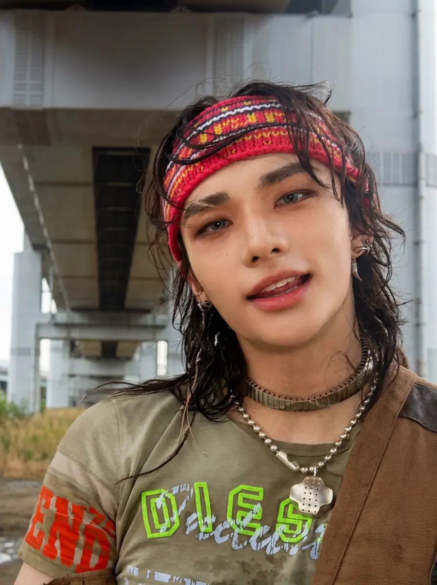 Hyunjin thumbnail