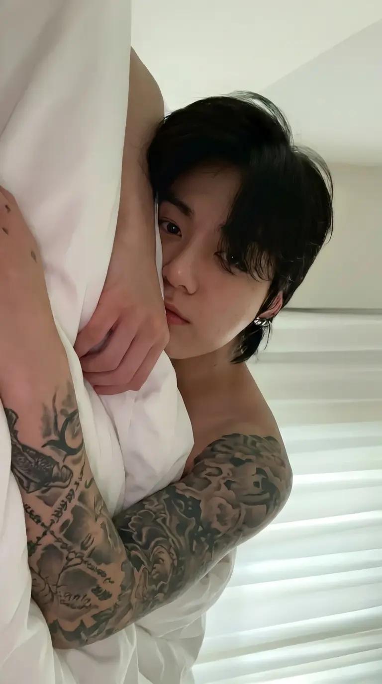 Jeon Jungkook thumbnail