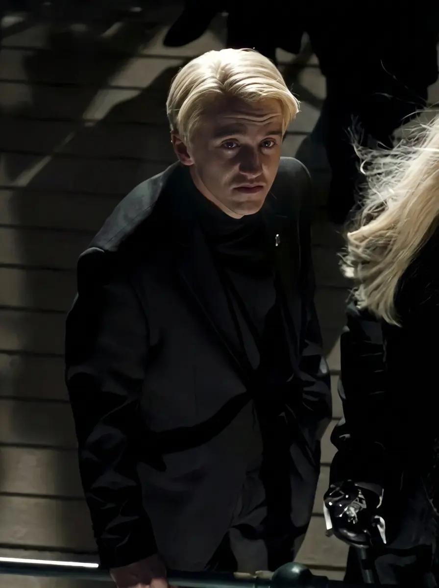 Draco Malfoy thumbnail