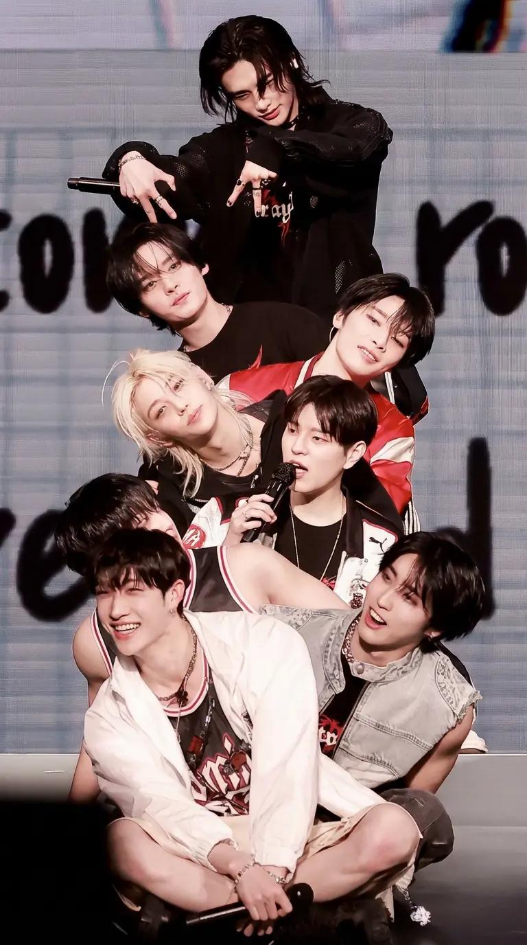 Stray Kids thumbnail