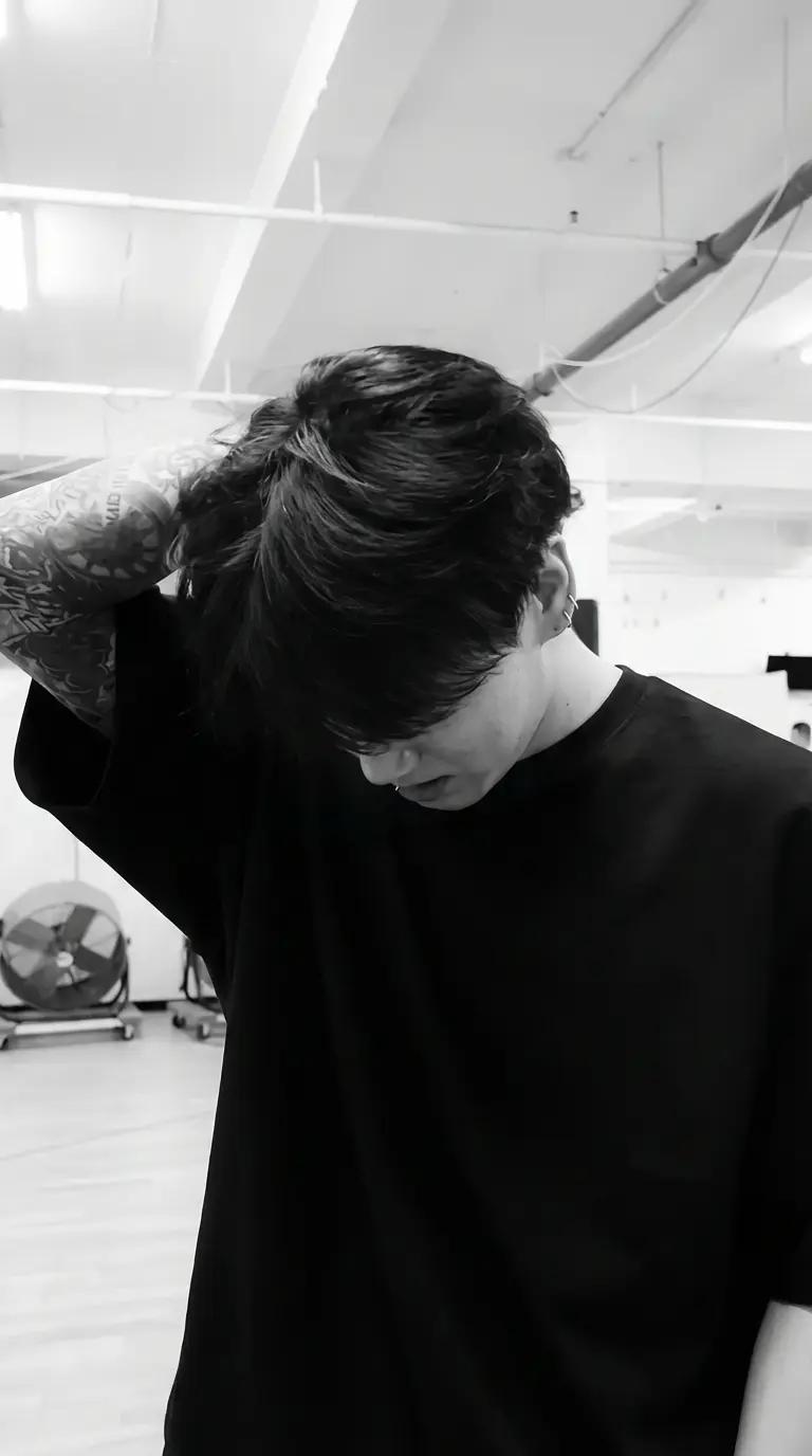 Jeon Jungkook thumbnail