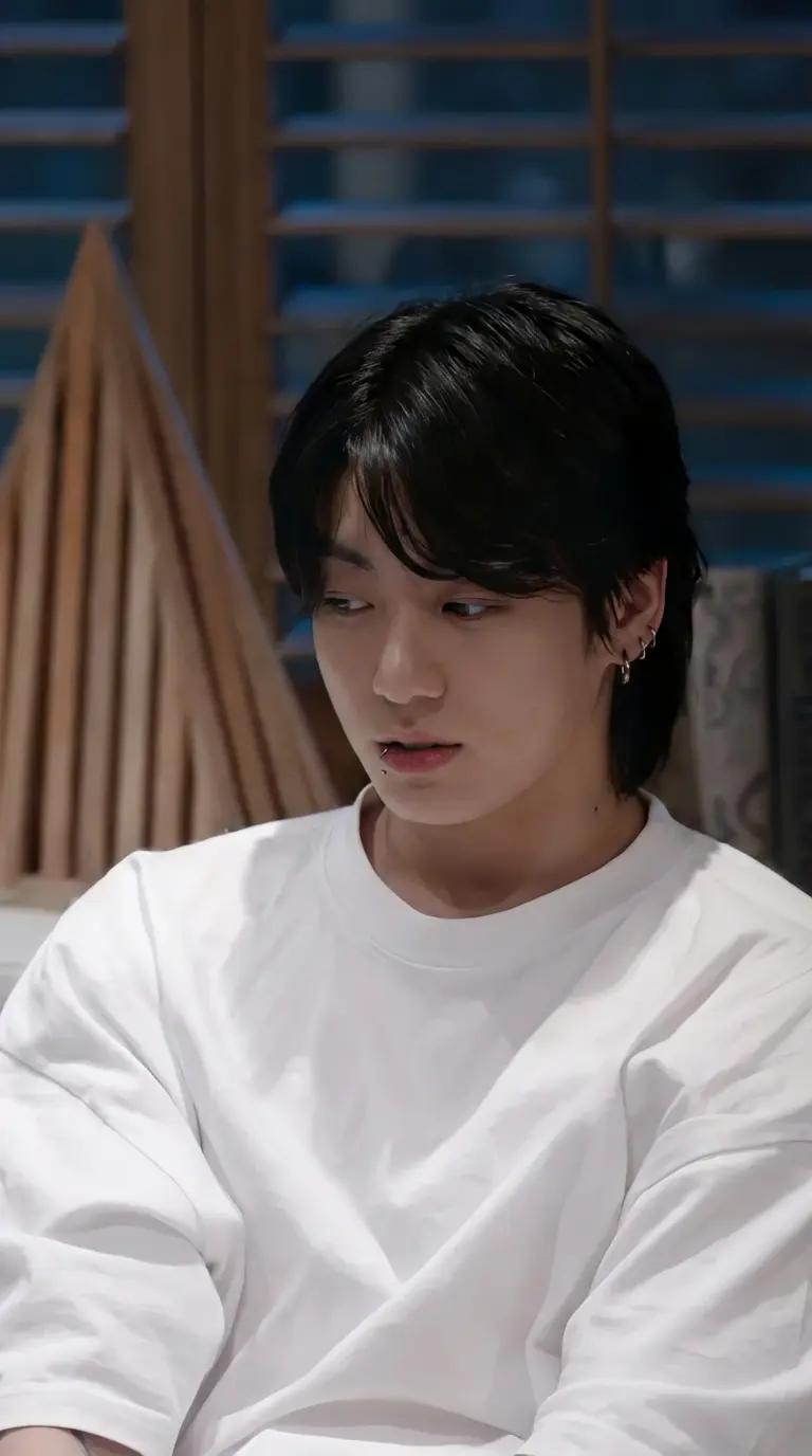 Jeon Jungkook thumbnail