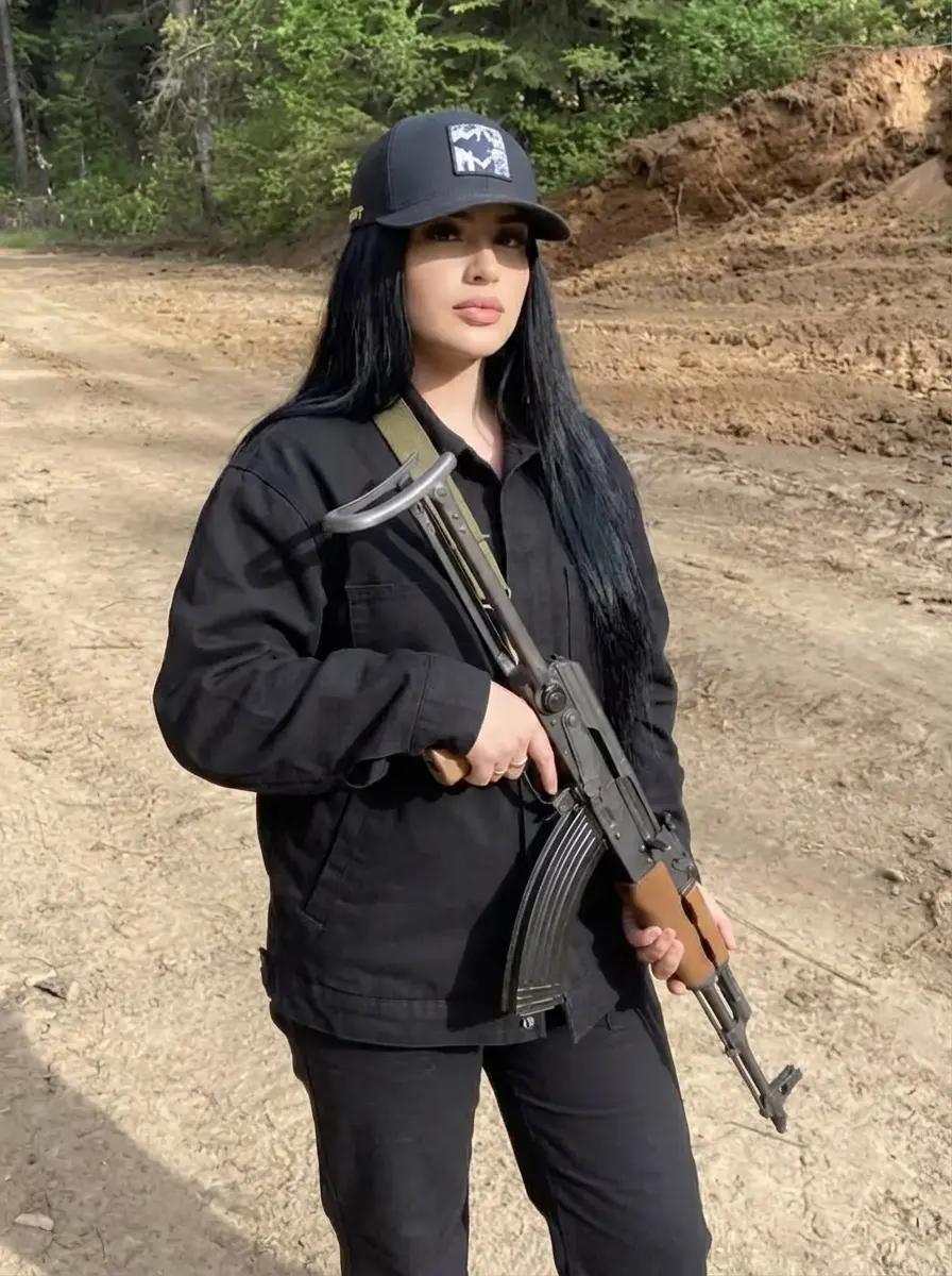 Nayeli thumbnail