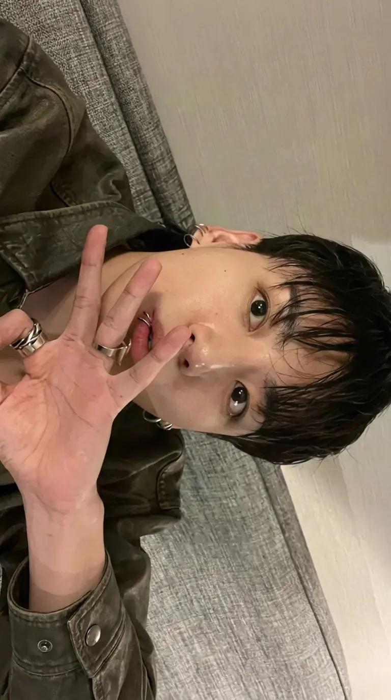 Jungkook thumbnail