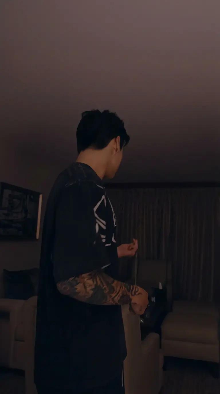 Jungkook thumbnail