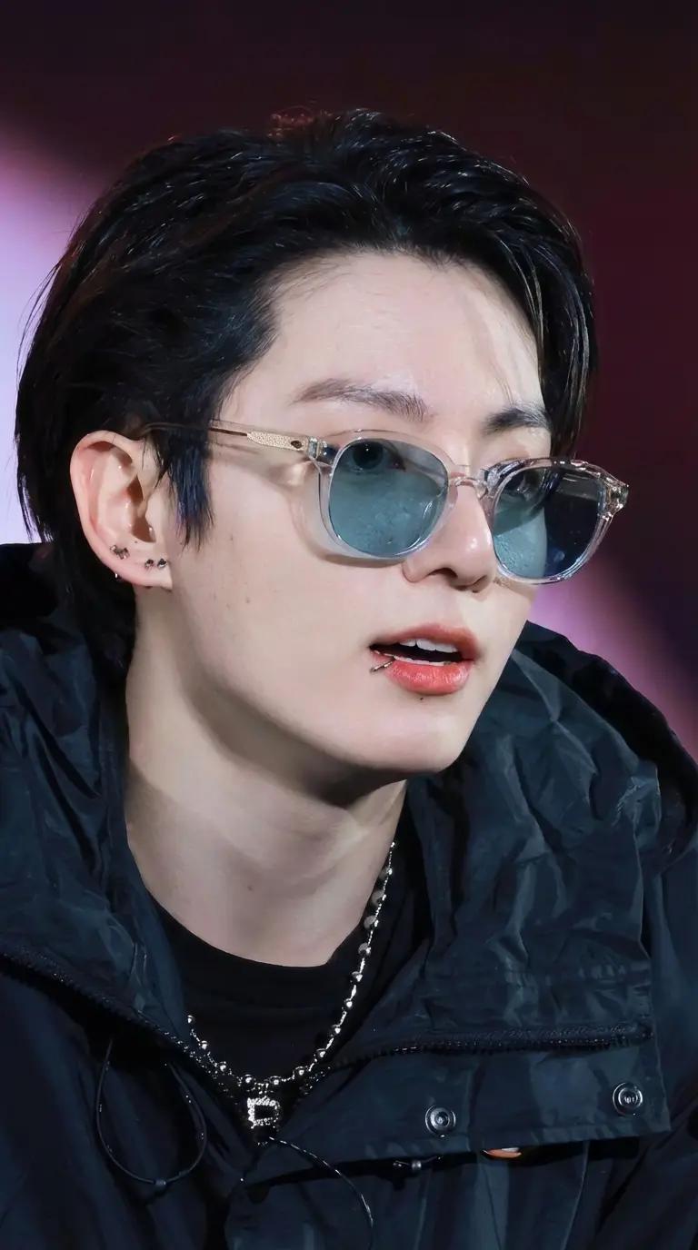 Jeon jungkook thumbnail