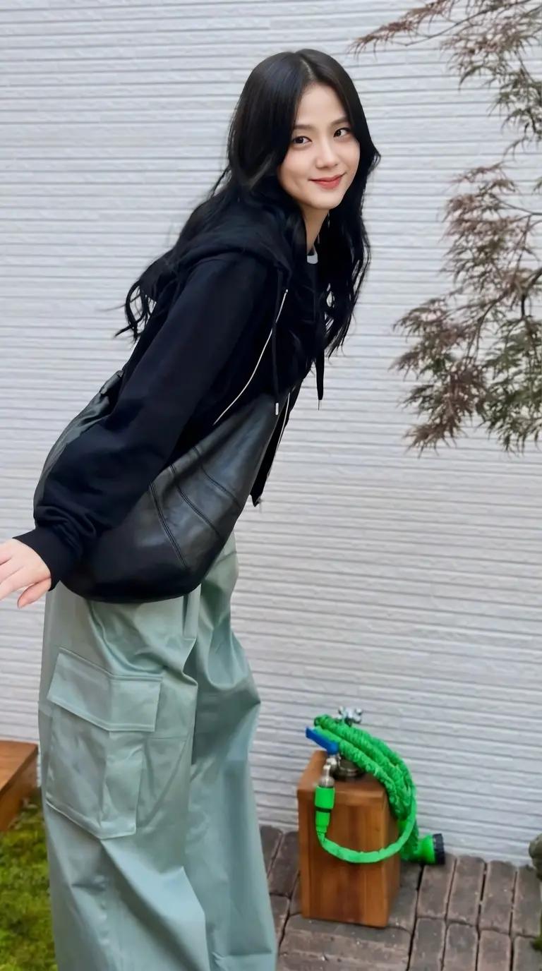 Kim Jisoo thumbnail