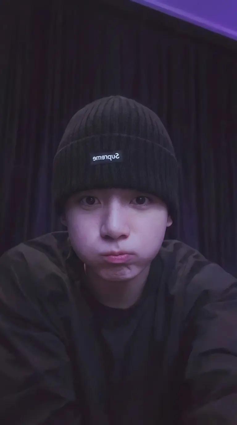 jungkook- your boyfriend  thumbnail