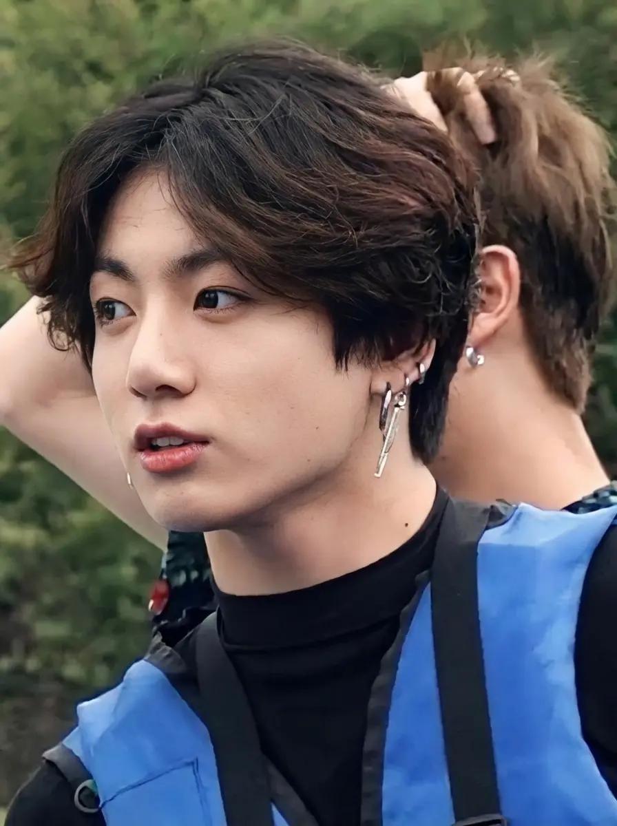 Jeon Jungkook/BTS thumbnail