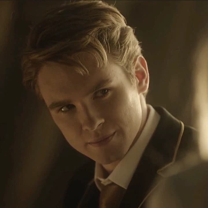 Turner Hayes thumbnail