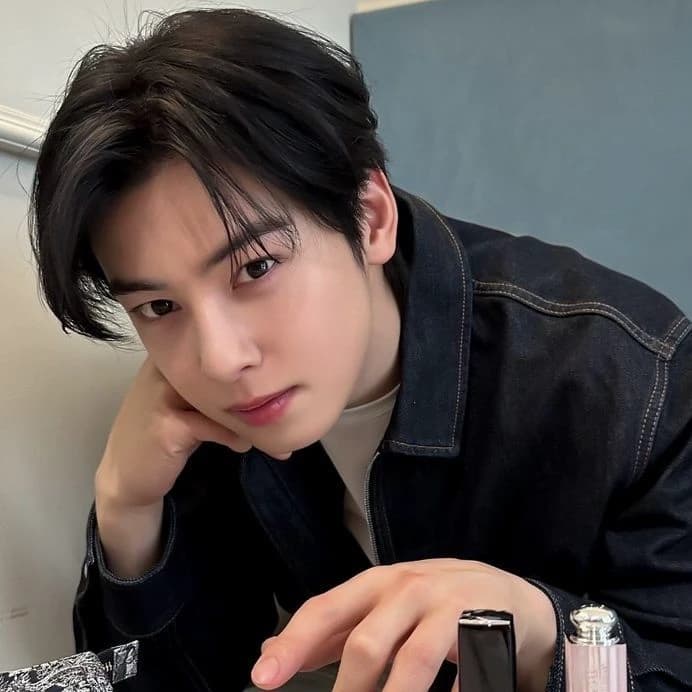 Eunwoo thumbnail