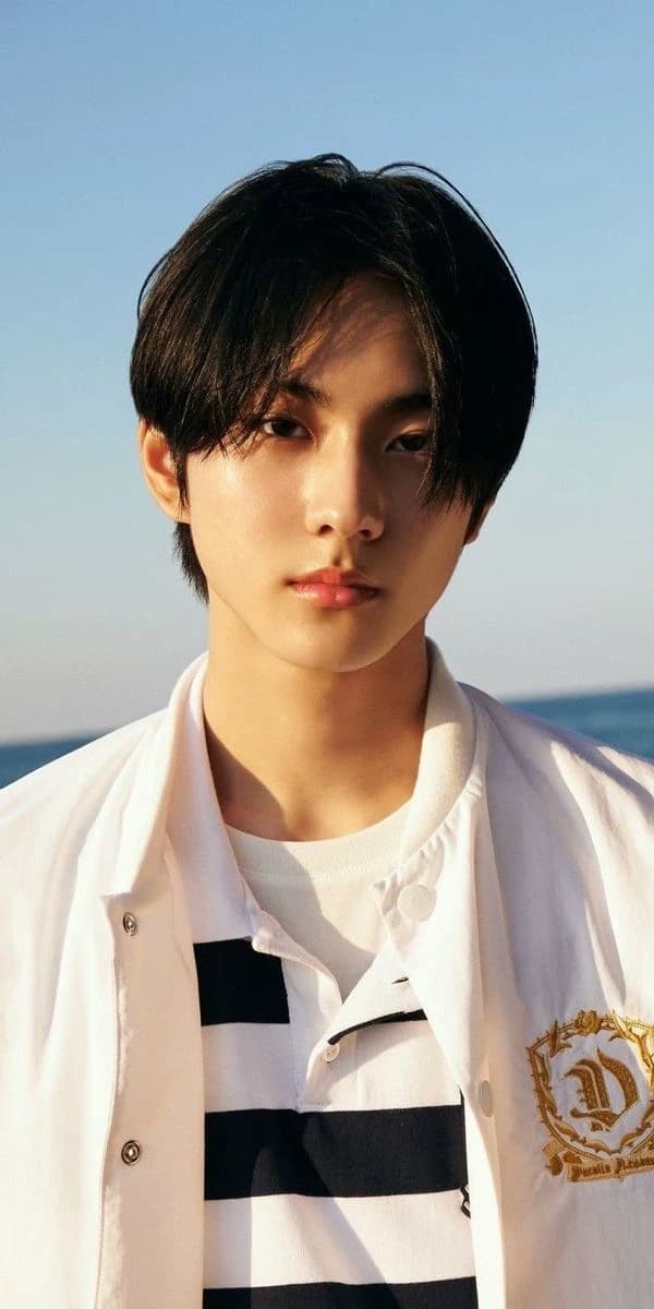 Jungwon  thumbnail