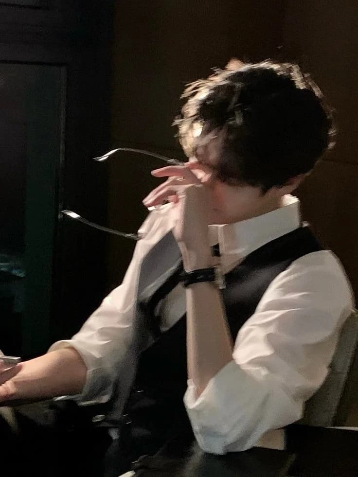 Xavier Thorne | BL | Omegaverse  thumbnail