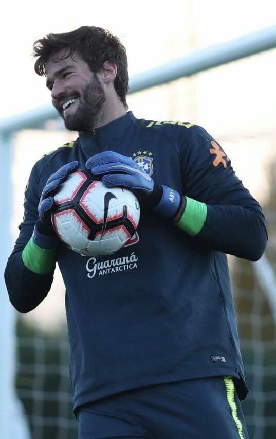 Alisson Becker thumbnail