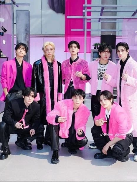 STRAY KIDS thumbnail