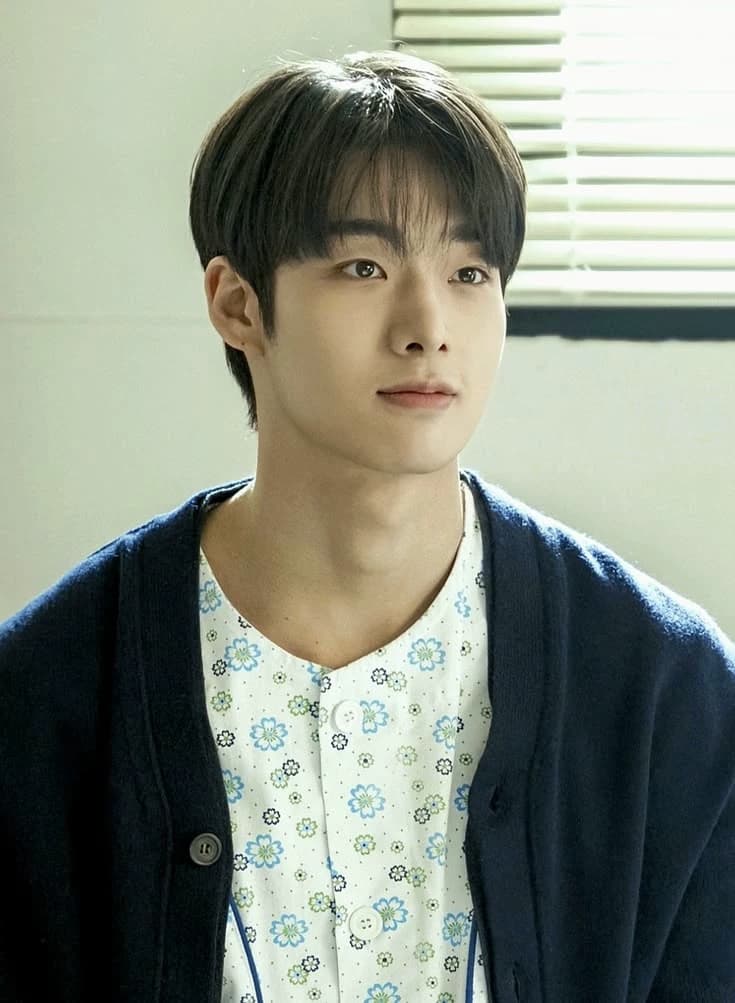 Hyeon Min thumbnail