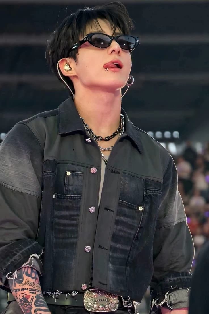 Jungkook ❤️‍🔥🫶🤞 thumbnail