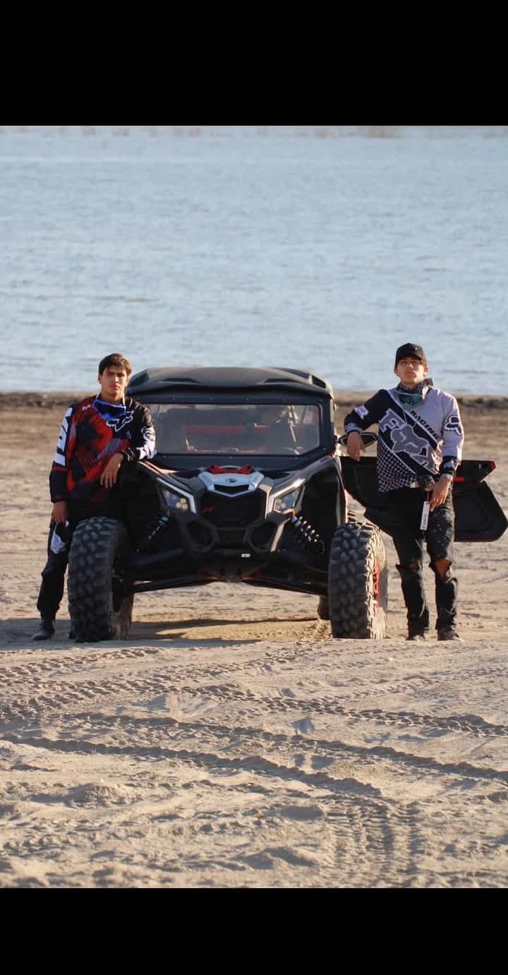 Alonso Ortiz y Alberto peña  thumbnail