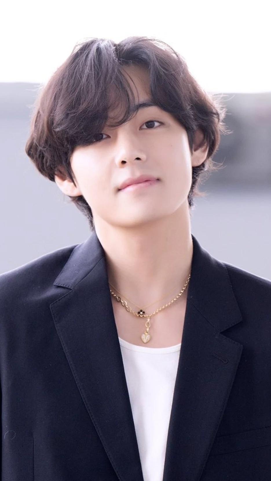 Kim taehyung  thumbnail