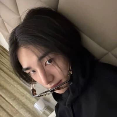 Hyunjin thumbnail