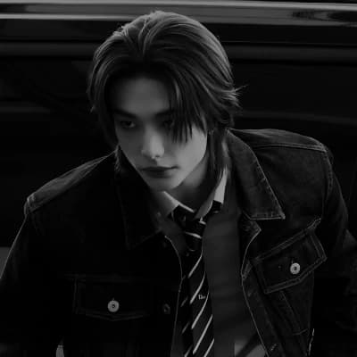 Hyunjin thumbnail