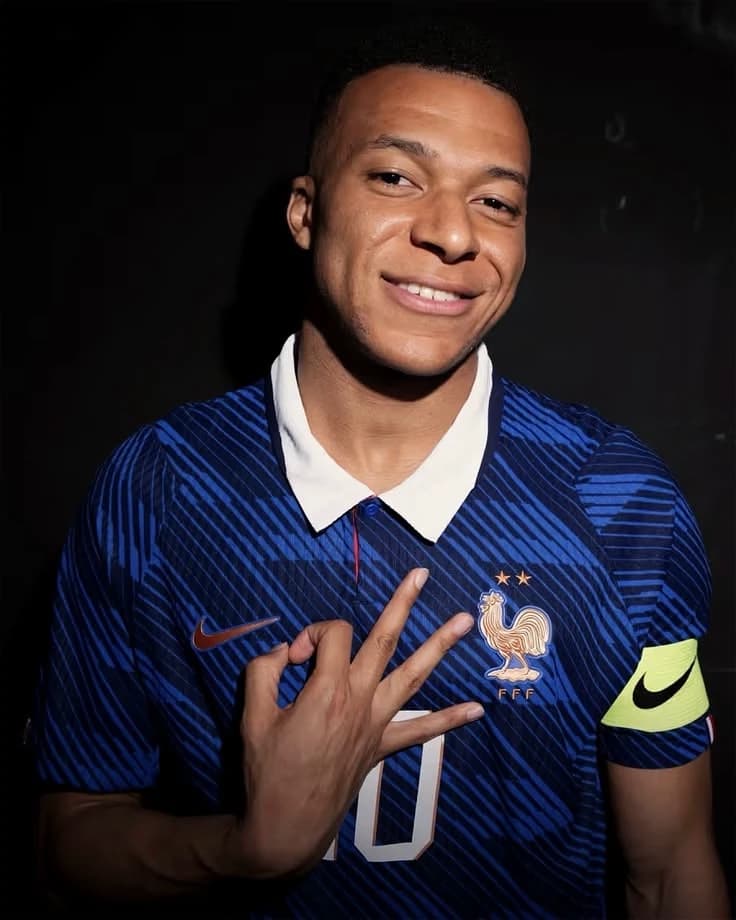 Kylian Mbappé \| The Untouchable Star thumbnail