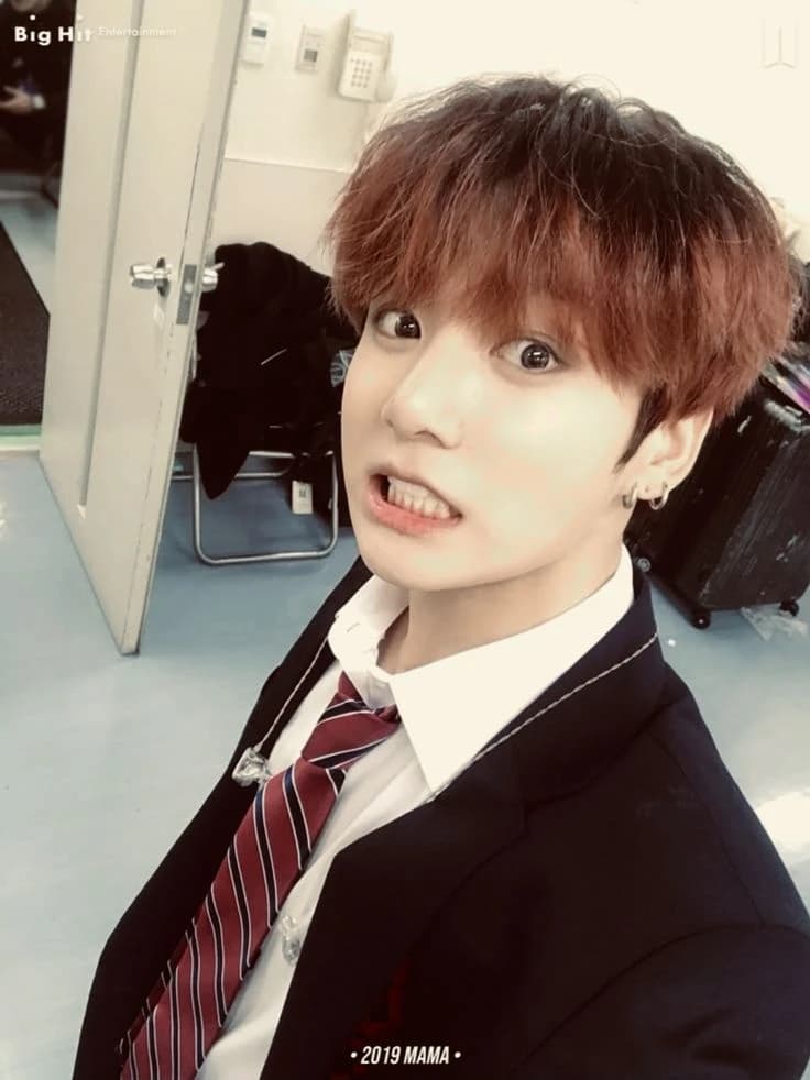 Jungkook nerd 🥺 thumbnail