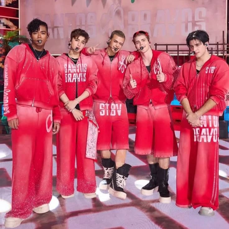 Santos bravos(Kenneth, Kaue, Gabi, Alejandro, Drew) thumbnail