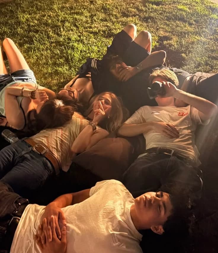 Friend group thumbnail