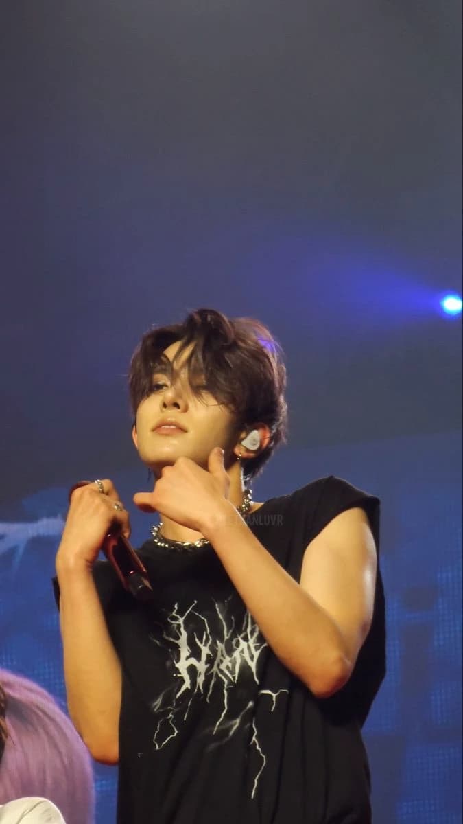 Lee Heeseung thumbnail
