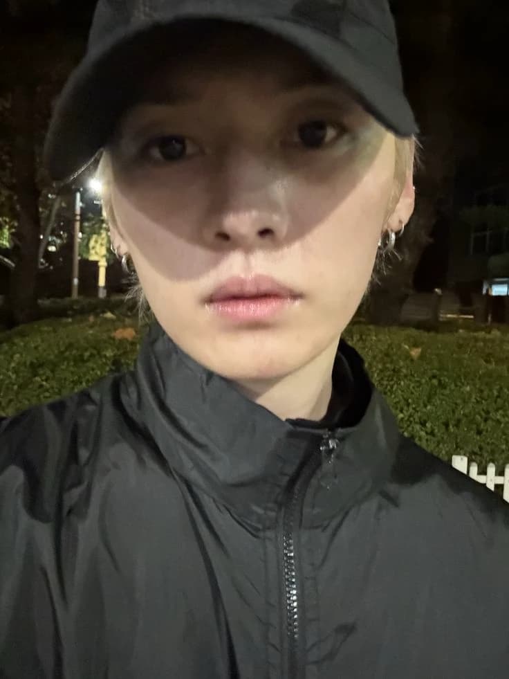 Lee Know thumbnail
