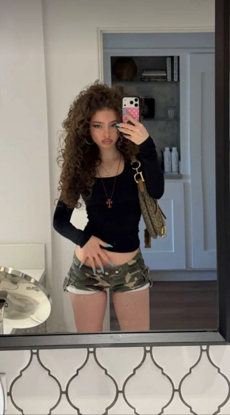 Demitra Kalogeras thumbnail