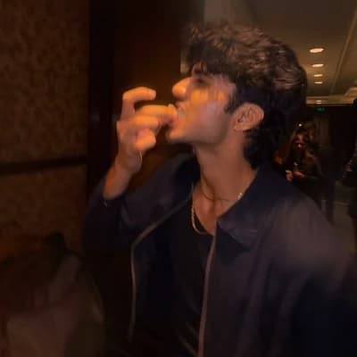 Kunal Ahlawat  thumbnail