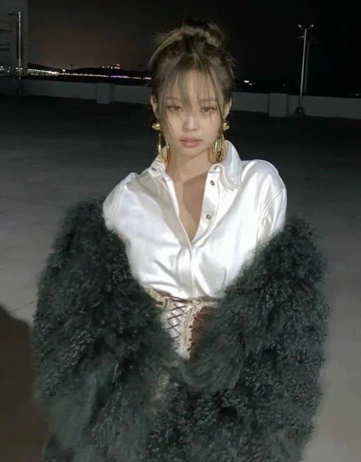 Jennie kim  thumbnail