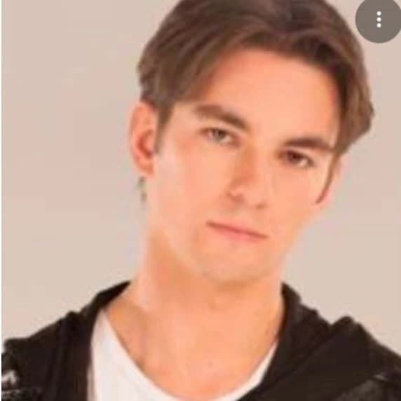 Max Alvarez thumbnail