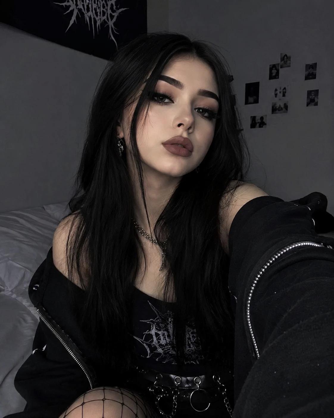 Kira thumbnail