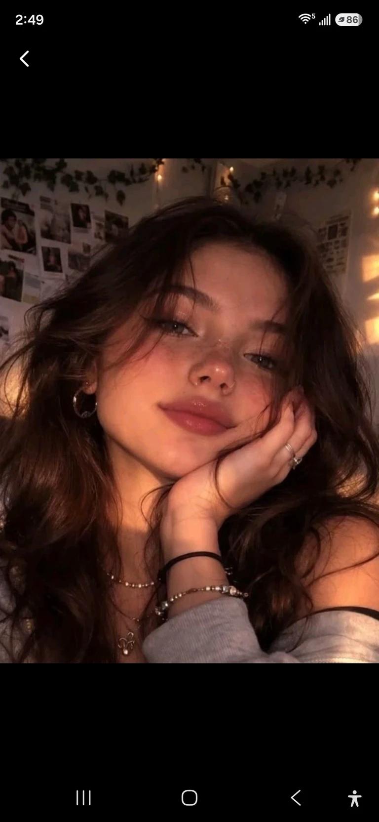 Lily thumbnail