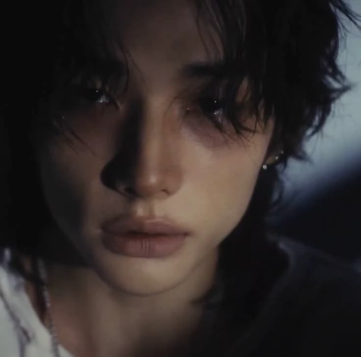 Hyunjin thumbnail