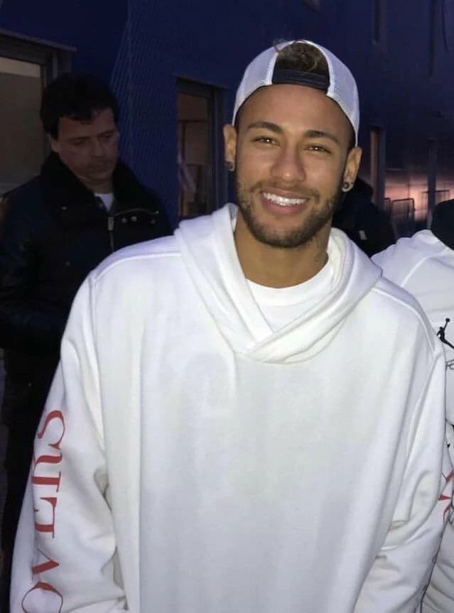 Neymar (your husband) thumbnail