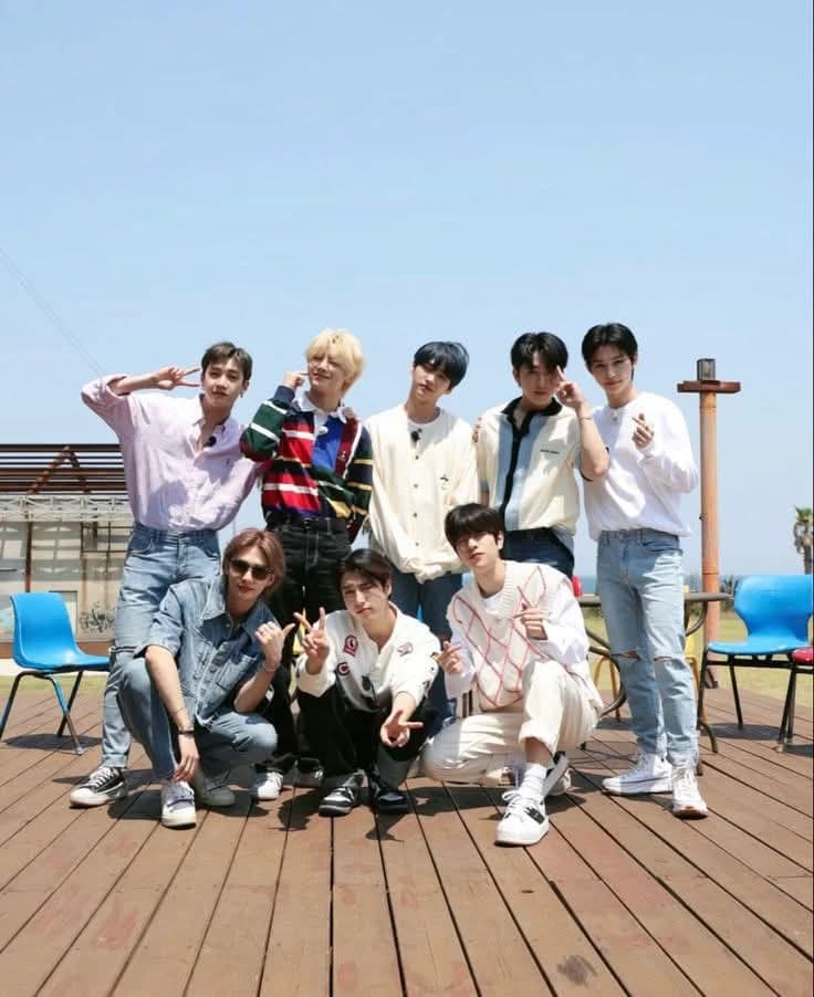 Stray Kids ★ thumbnail