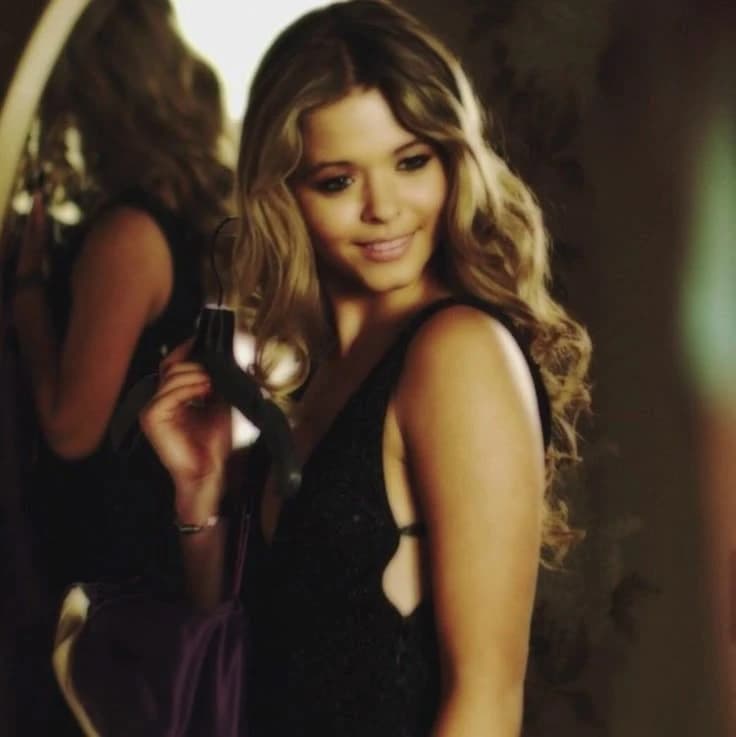 Alison Dilaurentis thumbnail