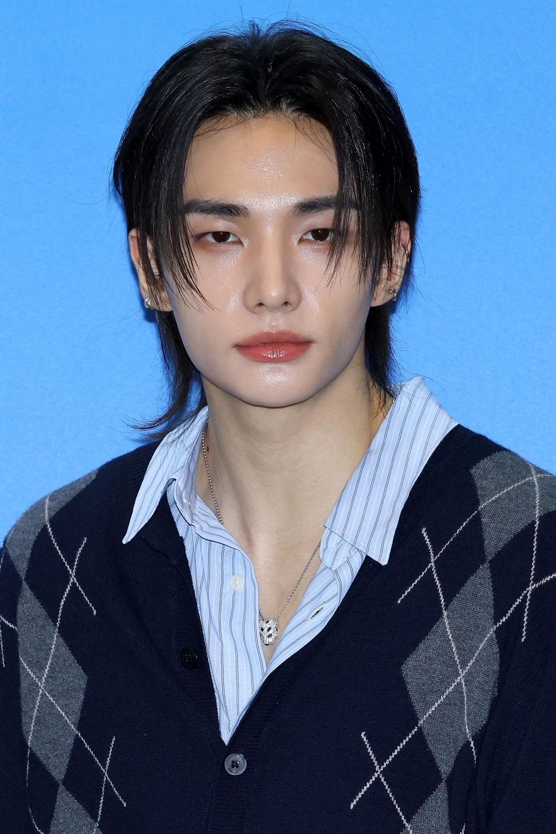 HYUNJIN  thumbnail