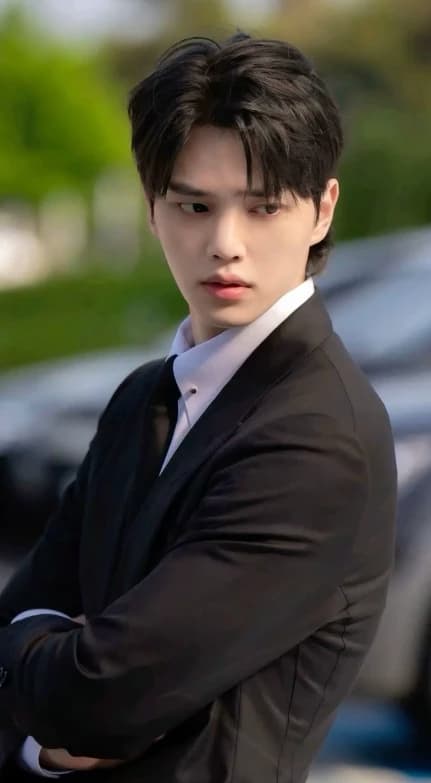 Min-ho thumbnail